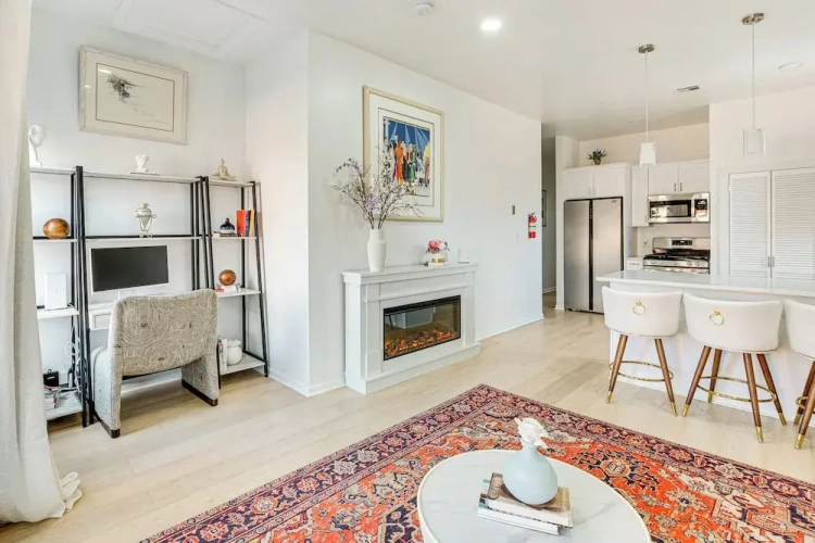 3 Bedrooms Apartment with balcony
