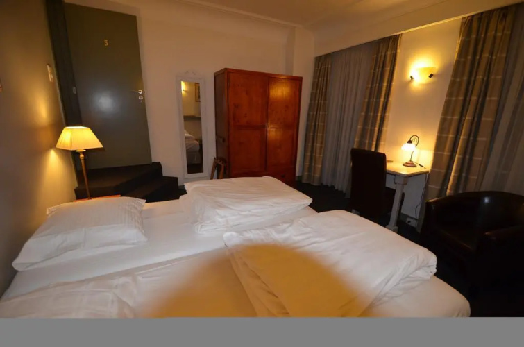 Malcot Hotel
