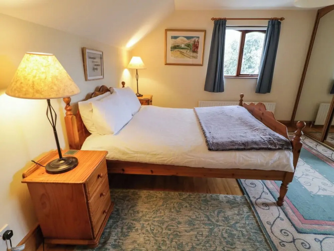 Tudor Lodge