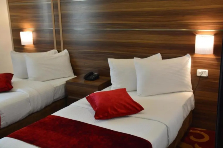 Park Plaza Hotel