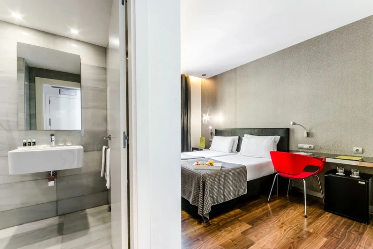 Twin room