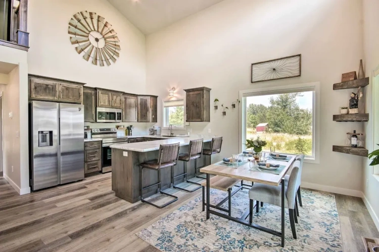 3 Bedrooms Cottage
