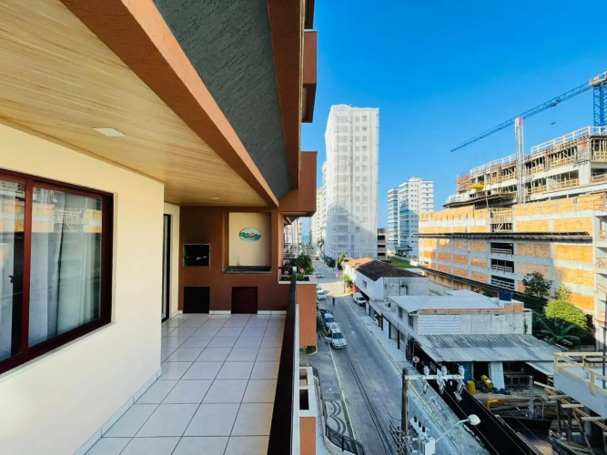 Excelente Apartamento Meia Praia - Itapema