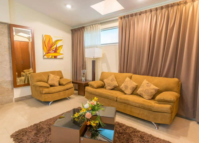 Hotel Ecce Inn & Spa