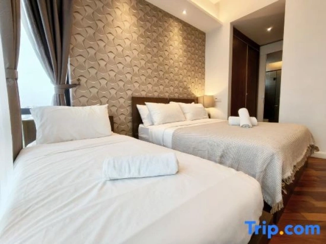 3 Bedrooms Grand Family room