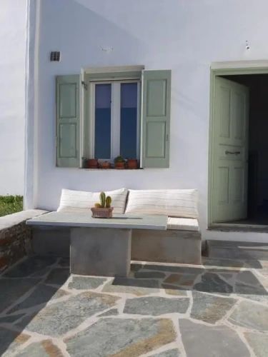 2 Bedrooms Cottage