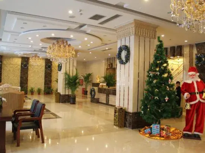 Universal House Haiyi Hotel
