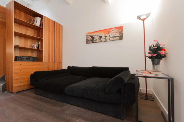 Borgo Pio Vatican Apartment
