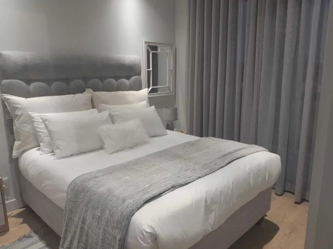 Executive apartment at Ellipse Waterfall