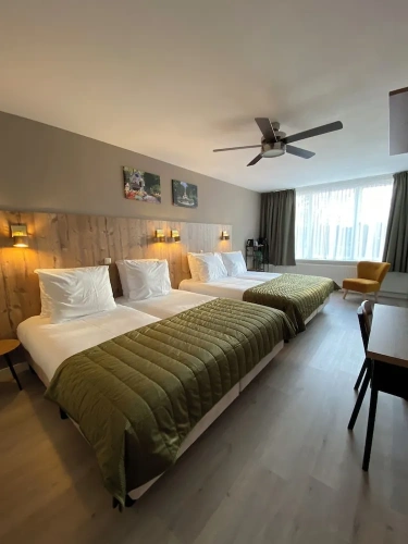Superior Quadruple room