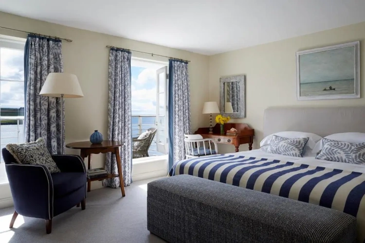 Standard Double room with sea view