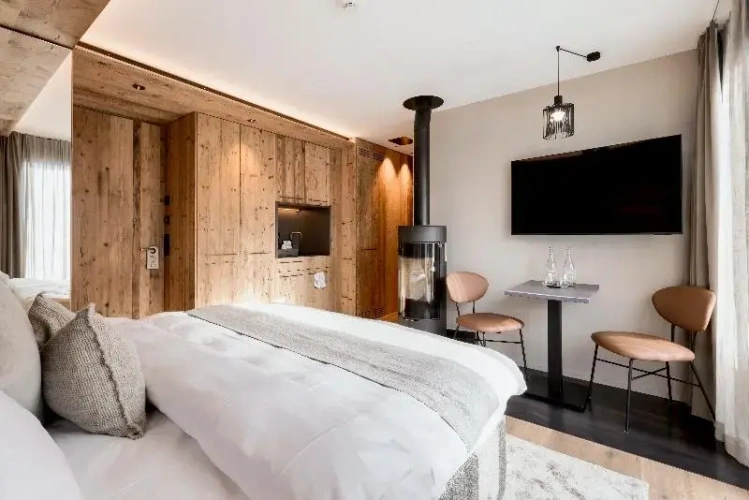 Standard Double Penthouse room with view