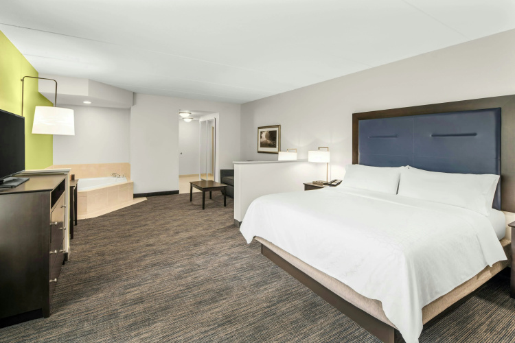 Holiday Inn Express Hotel & Suites Wilmington-Newark photo 7