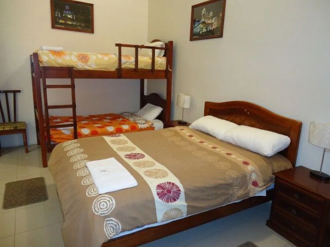 Hostal Aly 2