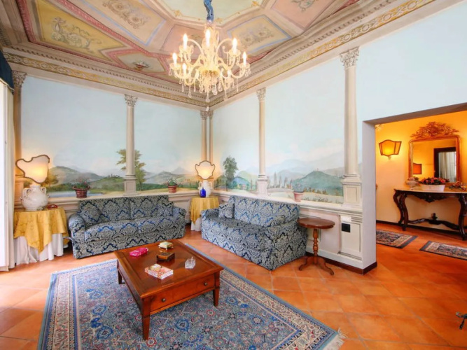 Deco Hotel
