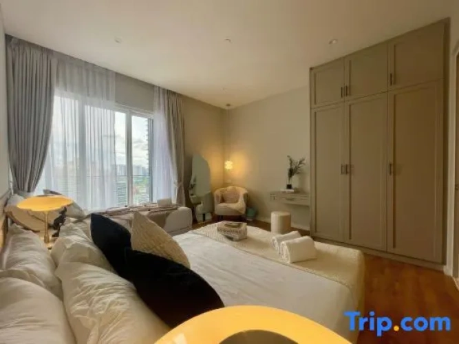 1 Bedroom Deluxe Apartment