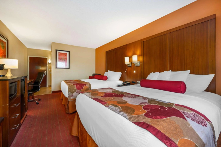 Best Western Plus Georgetown Corporate Center Hotel