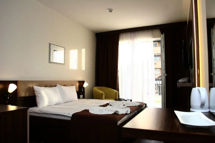 Hotel DOA