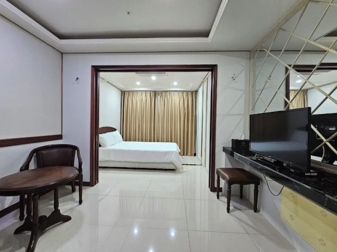 Premium Double room with city view