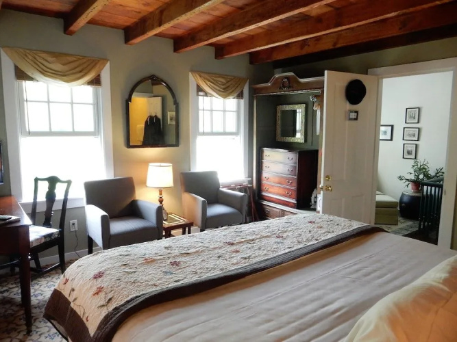 A Butler's Manor