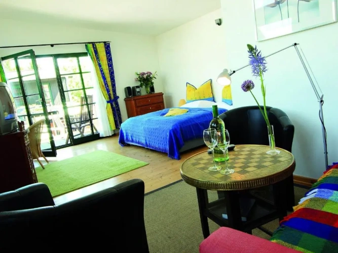 Suite with lake view