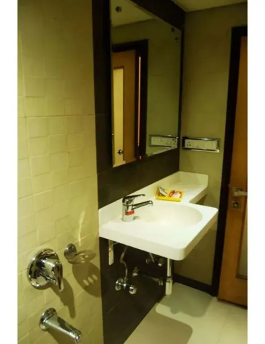 OYO Rooms Marine Lines
