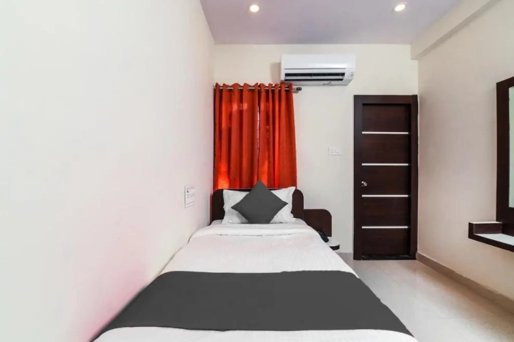 Deluxe Single room
