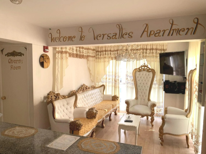 Versalles Apartment