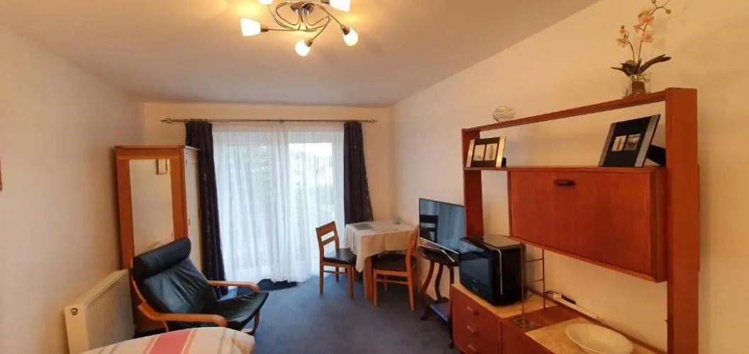 1 Bedroom Double Apartment