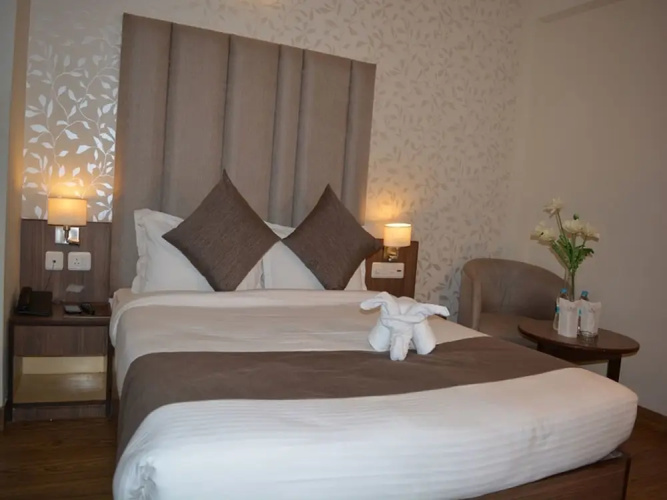 Krrish Clarks Inn