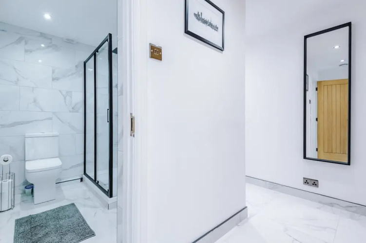 Modern 1BR Apartment in Whitefield