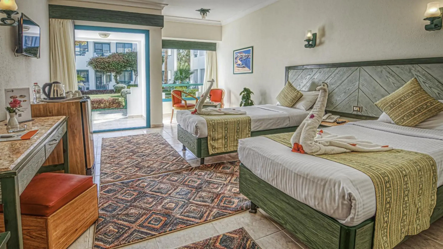 Falcon Hills Hotel