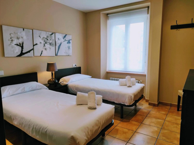 HOLIDAY HOMES Figueras AT