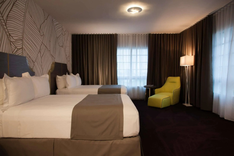 The L Hotel