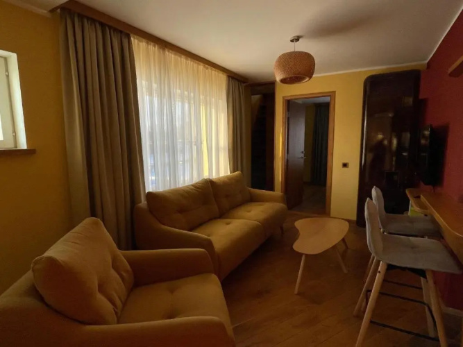 "Indian Summer" Apartment