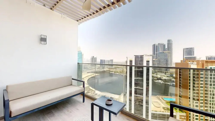 Business Bay - MAG 318 2219