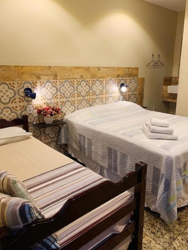 Standard Triple room
