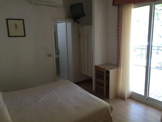 Standard Quadruple room with balcony