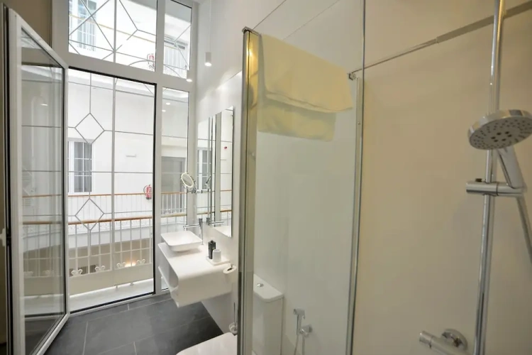 2 Bedrooms Family Apartment