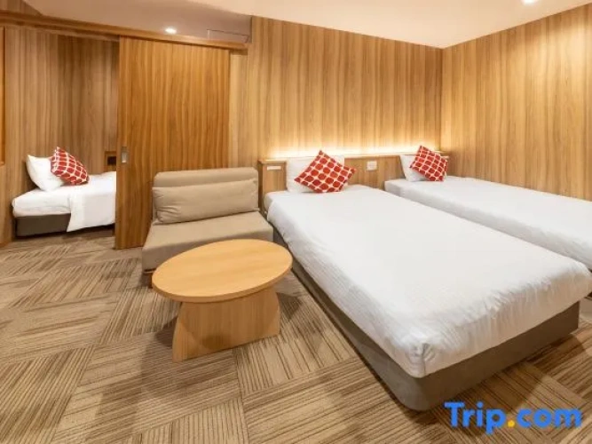 Standard Triple room with mountain view