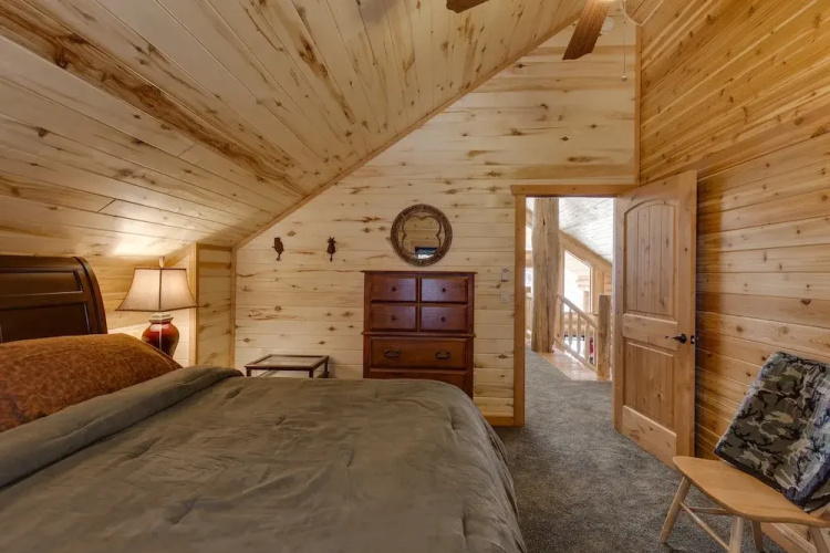 Lumberjack Lodge