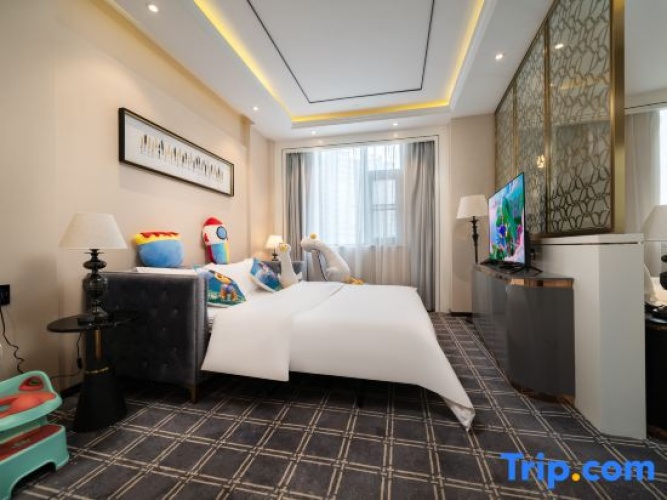Standard Family room