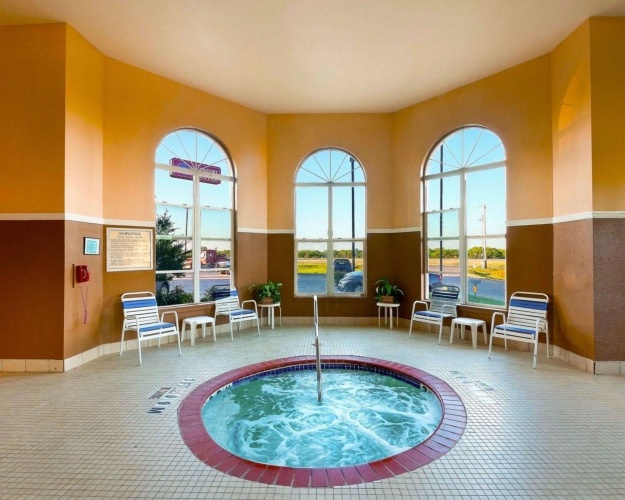 Comfort Suites University Abilene photo 21