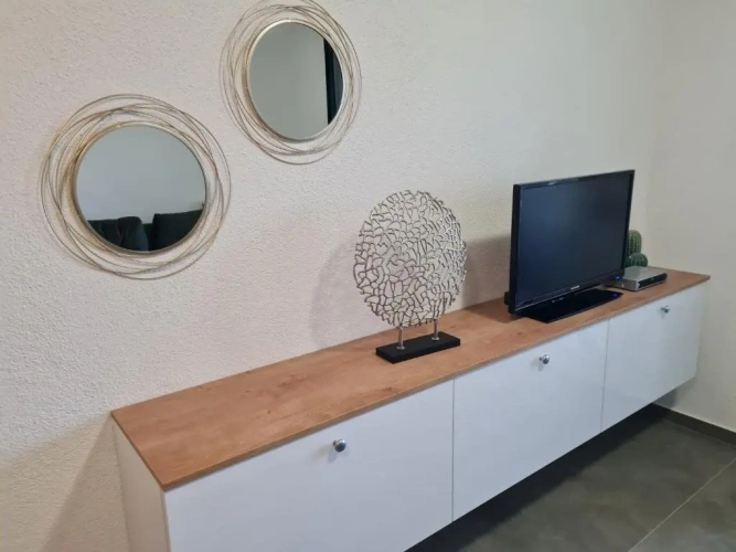 Apartment with sea view