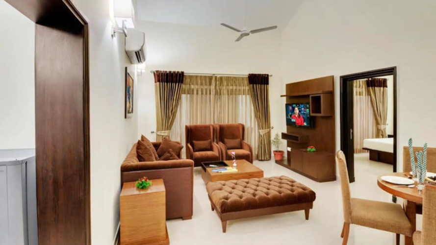 The Golden Suites & Spa