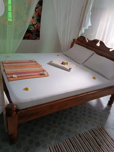 3 Bedrooms Cottage