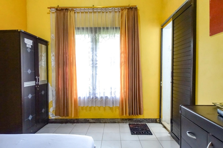 Pondok Sariqu Sunset Road RedPartner