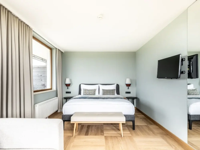 Junior Suite with balcony and with view