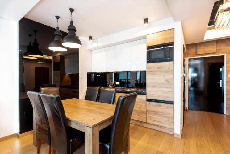 Apartment with balcony