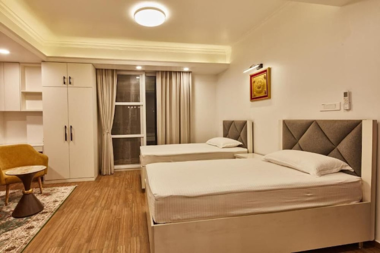 Luminous Apartments & Suites